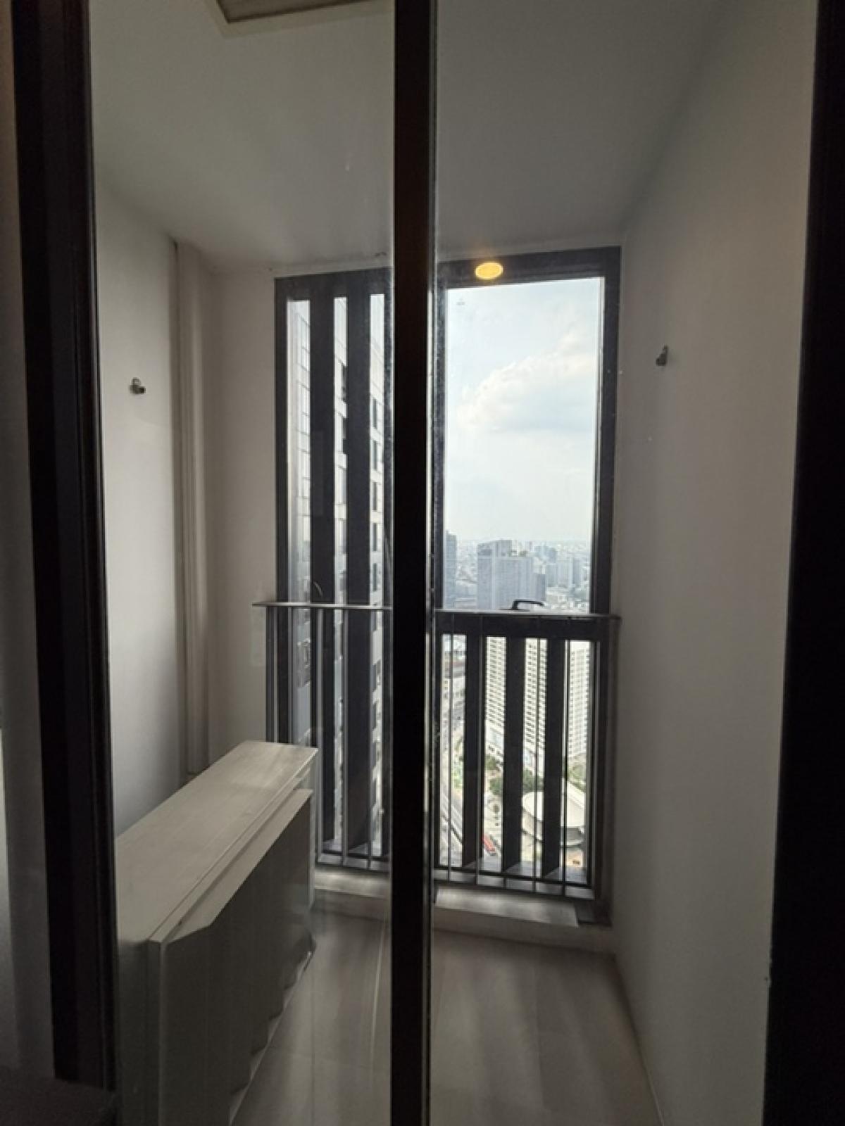 ขายคอนโดสยาม จุฬา สามย่าน : 📍 Ashton Chula–Samyan | แอชตัน จุฬา–สามย่านคอนโดหรูใจกลางเมือง ทำเลหายาก ใกล้จุฬาฯ & MRT สามย่าน 5,899,900 ล้านบาท (24.5ตรม)