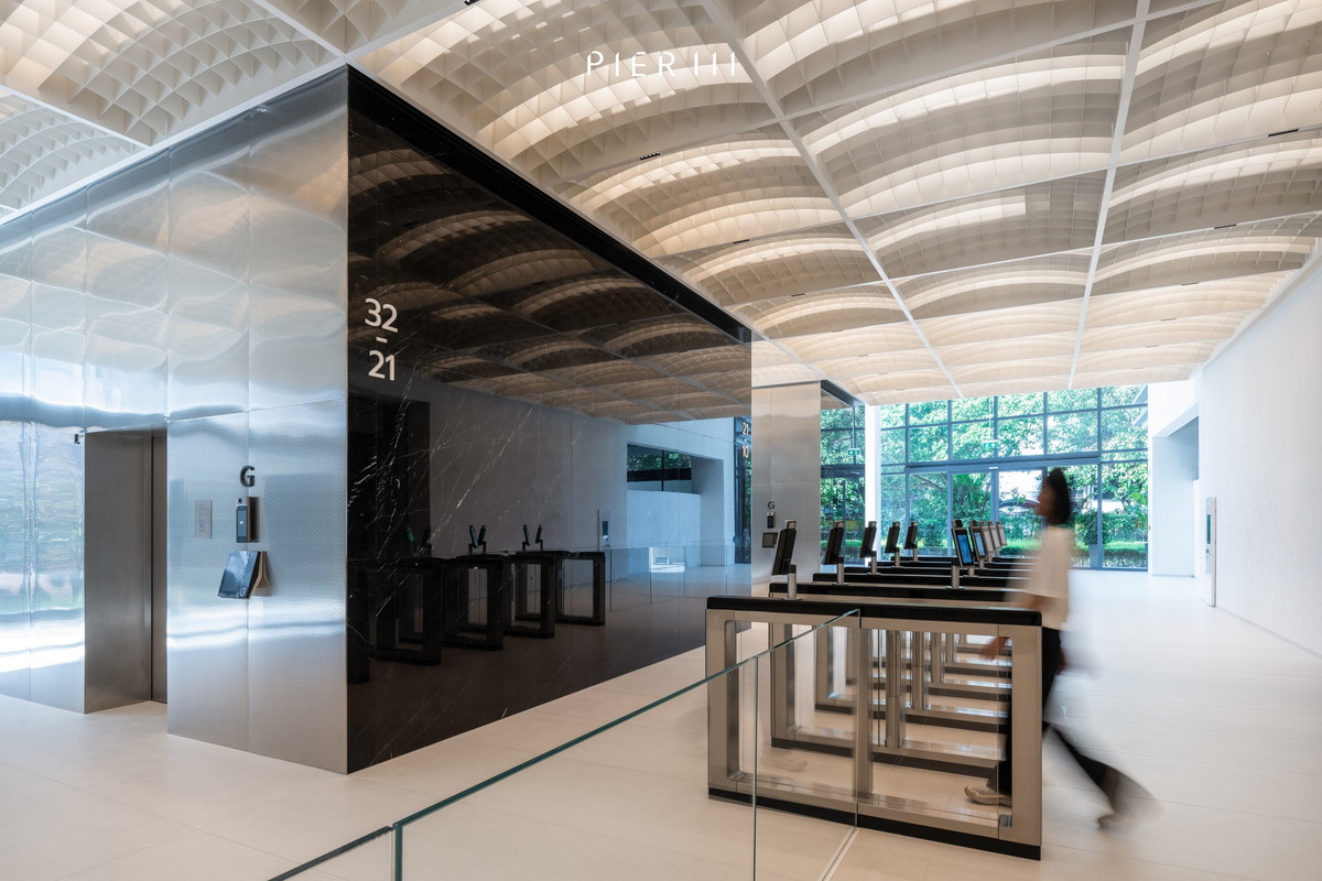 For RentOfficeWitthayu, Chidlom, Langsuan, Ploenchit : ✨ Office for rent, ready to move in. In the heart of Central World Mall -Pratunam Platinum ✨