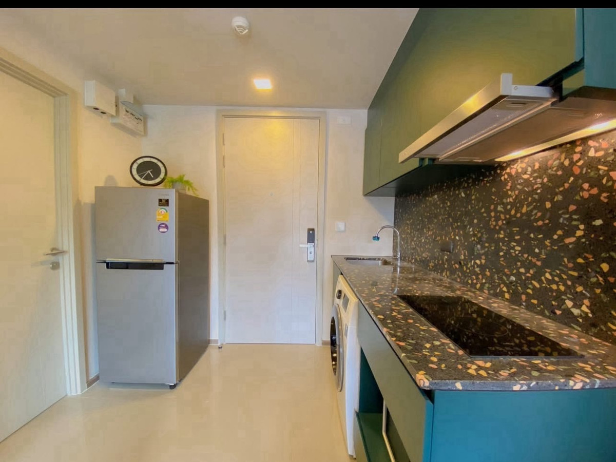 For RentCondoOnnut, Udomsuk : For rent, The base sukhumvit 50, 5th floor, size 32 sq m., price 14,500 baht, near the expressway, near BTS Bang Chak-On Nut.