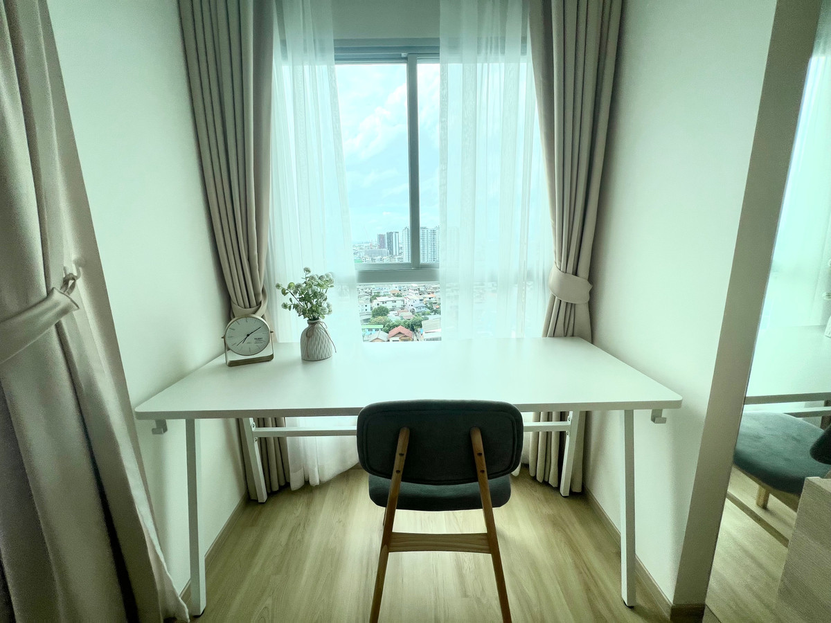 For SaleCondoPinklao, Charansanitwong : Condo Lumpini Ville Charan - Fai Chai, fully furnished, ready to move in, near Siriraj, near MRT Charan 13, complete central garden, 1 bedroom, 29 sq m., convenient travel to Siriraj Hospital, Central Pinklao, Thammasat University (Tha Phrachan), Phetkase