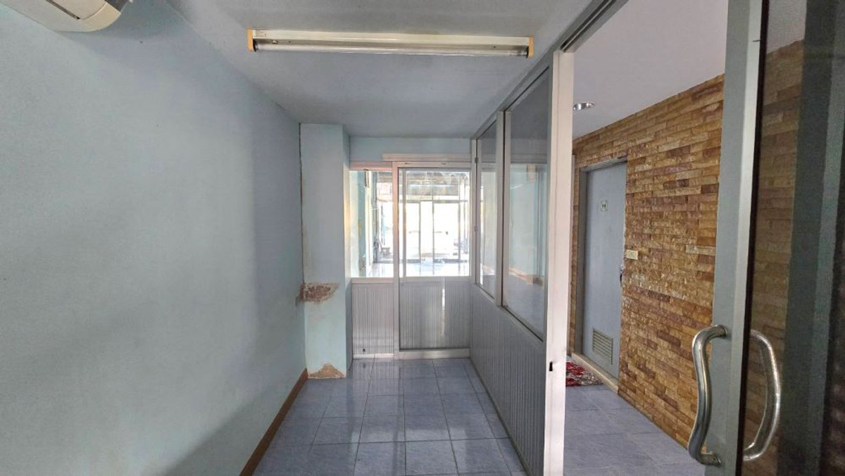 ขายอาคารพาณิชย์สระบุรี : ขายอาคารพาณิชย์3ชั้น พื้นที่ 16.1 ตร.ว. ถ.สุดบรรทัด ต.แก่งคอย อ.แก่งคอย จ.สระบุรี ทำเลทอง ติดถนนใหญ่ ใจกลางแก่งคอย