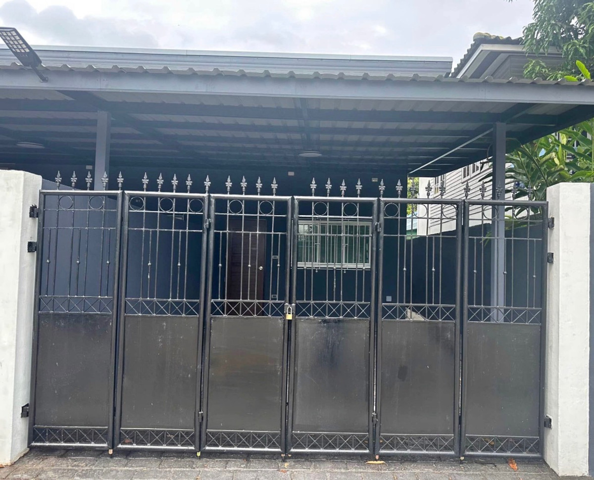 ให้เช่าทาวน์โฮมลาดกระบัง สุวรรณภูมิ : ให้เช่าบ้าน ทาวน์เฮ้าส์  ซอยอ่อนนุช 88 แยก 14 (2นอนมีแอร์ 11,000/เดือน) 