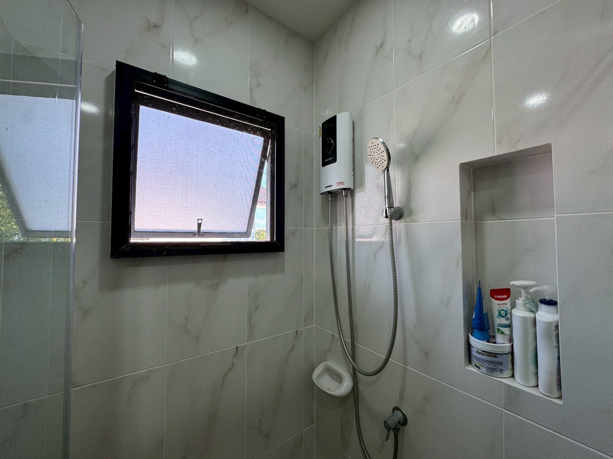 ขายบ้านลาดกระบัง สุวรรณภูมิ : ขายบ้านเดี่ยว เพอร์เฟค พาร์ค กรุงเทพกรีฑา–รามคำแหง 3ห้องนอน 2ห้องน้ำ + 1ห้องทำงาน เพียง 15นาทีถึงสนามบิน ใกล้มอเตอร์เวย์  ทำเลดีอยู่เส้นกรุงเทพกรีฑาตัดใหม่