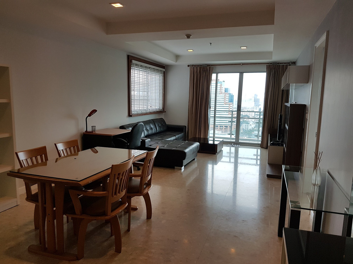 For RentCondoSukhumvit, Asoke, Thonglor : Room available for rent, two bedrooms, 123 Sqm., next to BTS Ekkamai.  Ready to move in