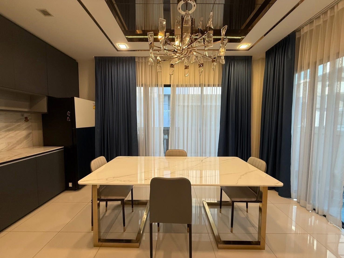 ให้เช่าบ้านพัฒนาการ ศรีนครินทร์ : ให้เช่าบ้านเดี่ยวหรู บางกอก บูเลอวาร์ด พระราม 9–2 (ด่านทับช้าง) ใกล้ Brighton College International School