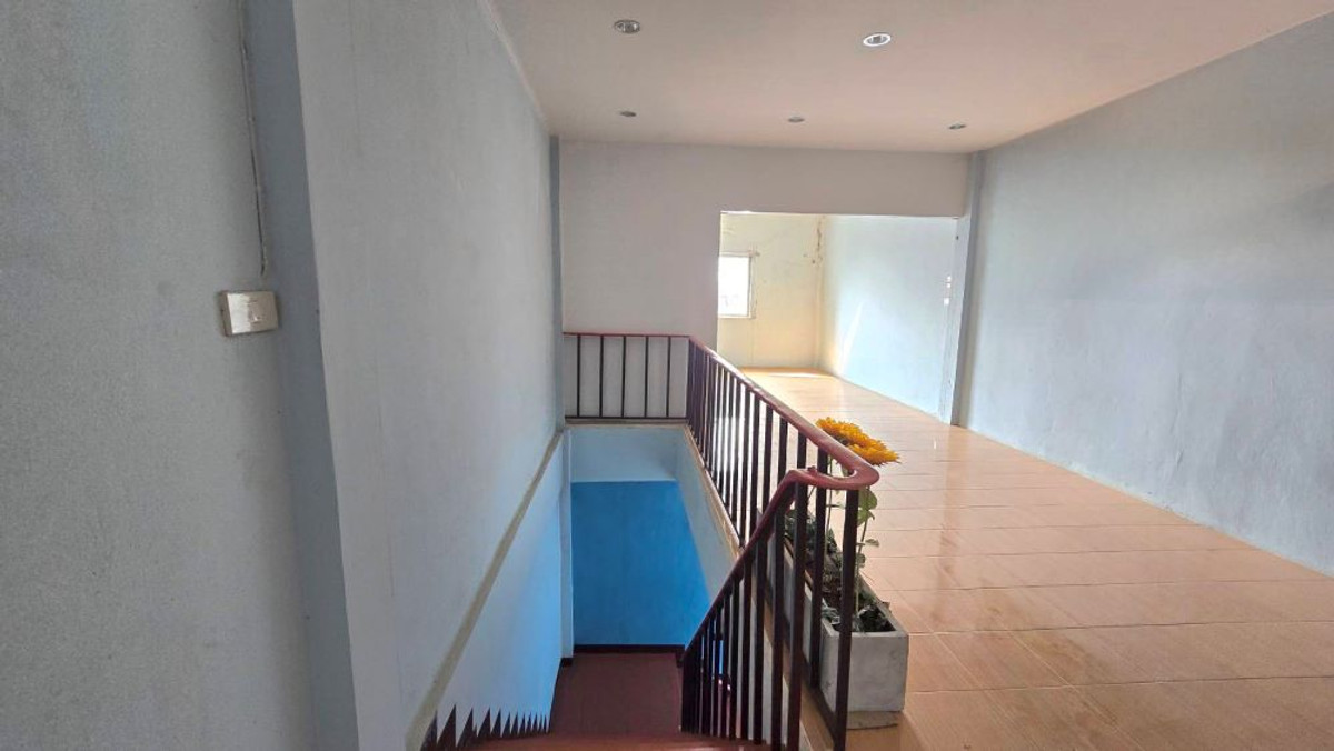 ขายอาคารพาณิชย์สระบุรี : ขายอาคารพาณิชย์3ชั้น พื้นที่ 16.1 ตร.ว. ถ.สุดบรรทัด ต.แก่งคอย อ.แก่งคอย จ.สระบุรี ทำเลทอง ติดถนนใหญ่ ใจกลางแก่งคอย