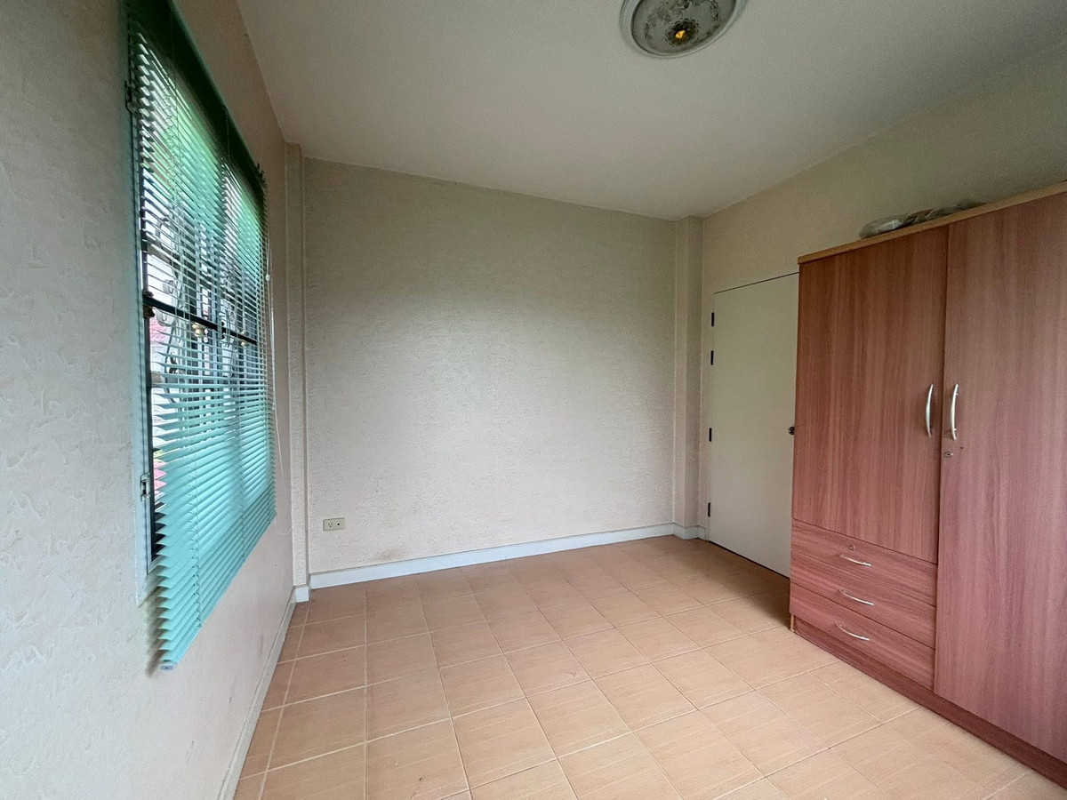 ให้เช่าบ้านราษฎร์บูรณะ สุขสวัสดิ์ : ขาย / ให้เช่าบ้านเดี่ยว หมู่บ้านเพ็ญพร 2 เลียบทางด่วนประชาอุทิศ (ตรงข้ามปั๊ม ปตท.)