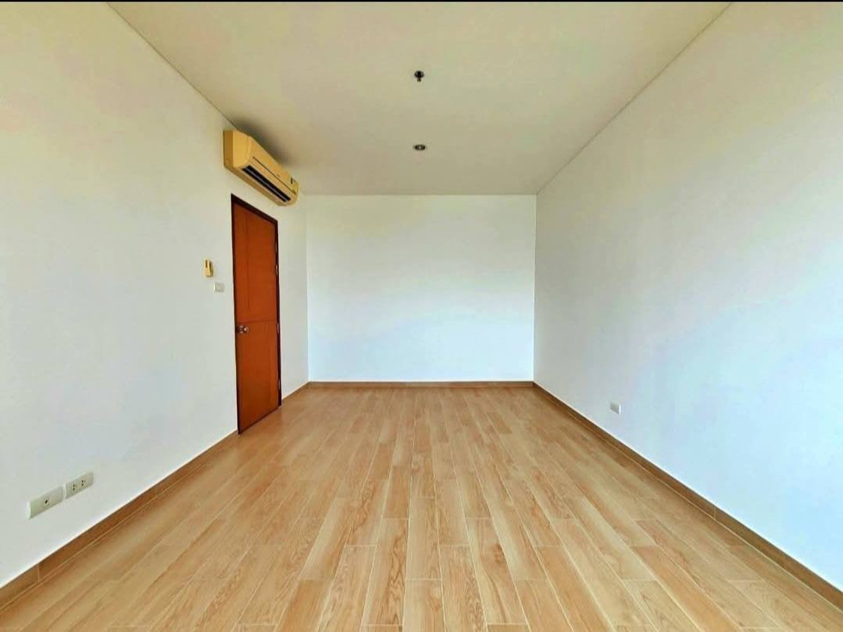 For SaleCondoWongwianyai, Charoennakor : 🏠✨ Villa Sathorn | 1-Bedroom Condo for Sale (HBH-ST-126)