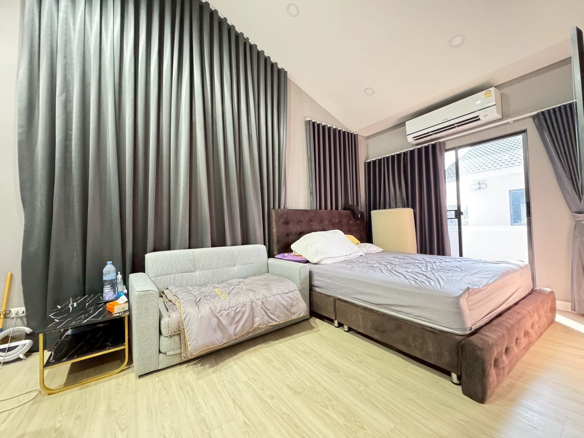 ขายบ้านลาดกระบัง สุวรรณภูมิ : ขายบ้านเดี่ยว เพอร์เฟค พาร์ค กรุงเทพกรีฑา–รามคำแหง 3ห้องนอน 2ห้องน้ำ + 1ห้องทำงาน เพียง 15นาทีถึงสนามบิน ใกล้มอเตอร์เวย์  ทำเลดีอยู่เส้นกรุงเทพกรีฑาตัดใหม่