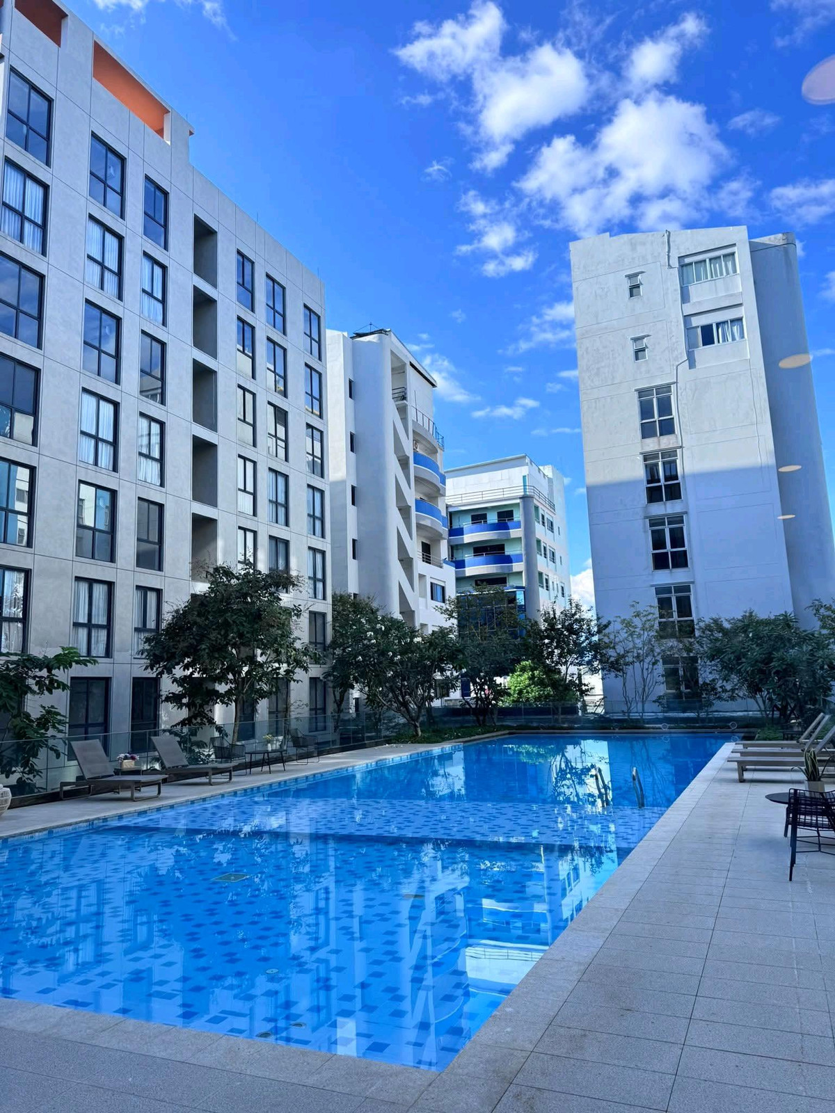 ให้เช่าคอนโดพัฒนาการ ศรีนครินทร์ : คอนโดพร้อมอยู่ ถนนศรีนครินทร์