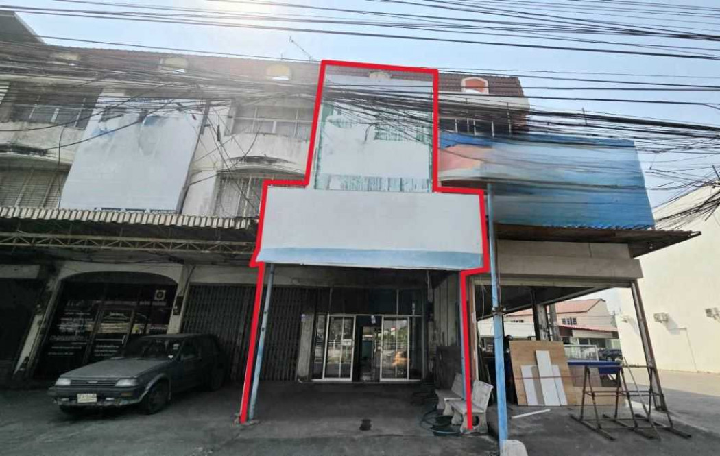 For SaleShop HouseSaraburi : Commercial building for sale in the heart of Kaeng Khoi, 192 sq m, 16 sq wa, near Kaeng Khoi School.