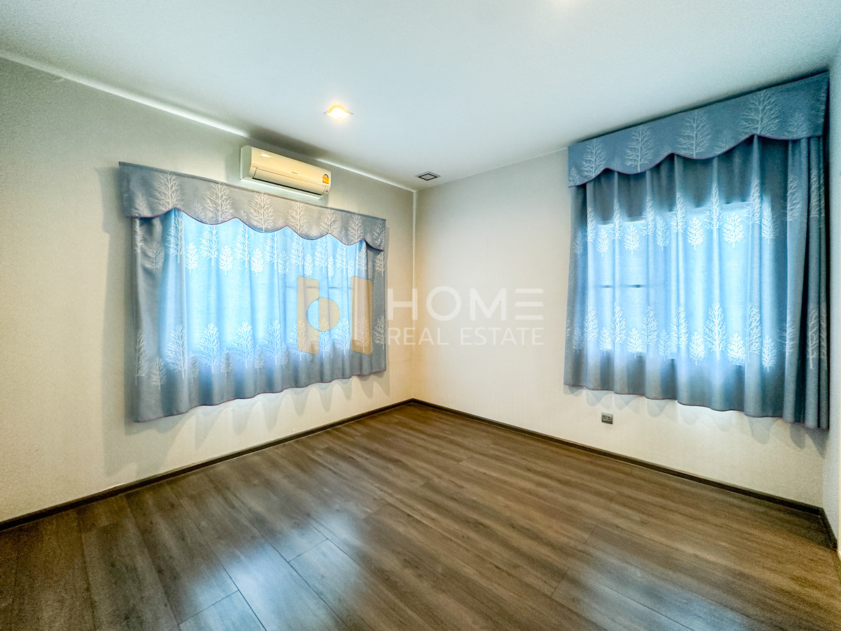 ขายบ้านบางนา แบริ่ง ลาซาล : Rare Item! บ้านหน้าทะเลสาบ วิวหลักล้าน 🏞️ มัณฑนา 2 บางนา กม.7 / 4 ห้องนอน (ขาย), Mantana 2 Bangna Km.7 / 4 Bedrooms (FOR SALE) YOK047