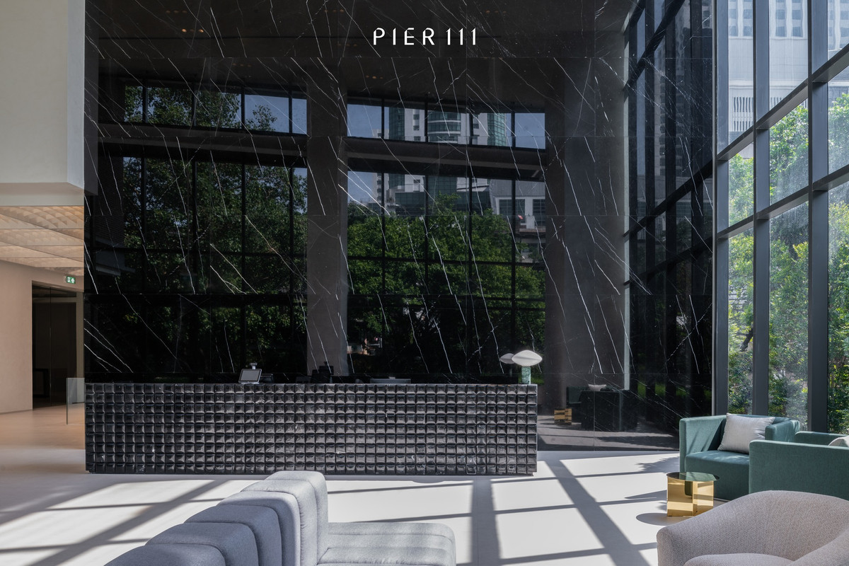 For RentOfficeWitthayu, Chidlom, Langsuan, Ploenchit : ✨ Office for rent, ready to move in. In the heart of Central World Mall -Pratunam Platinum ✨