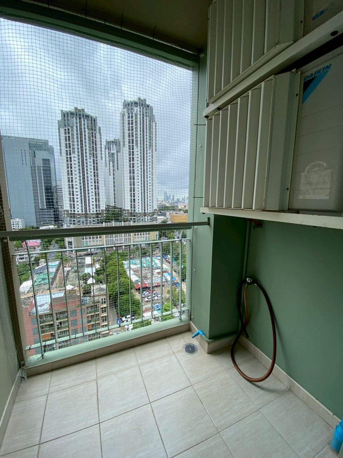 For SaleCondoRama9, Petchburi, RCA : Empty room on high floor View of Central Rama 9, good price!!⭐Lumpini Place Rama 9 - Ratchada (Lumpini Place Rama 9 - Ratchada)