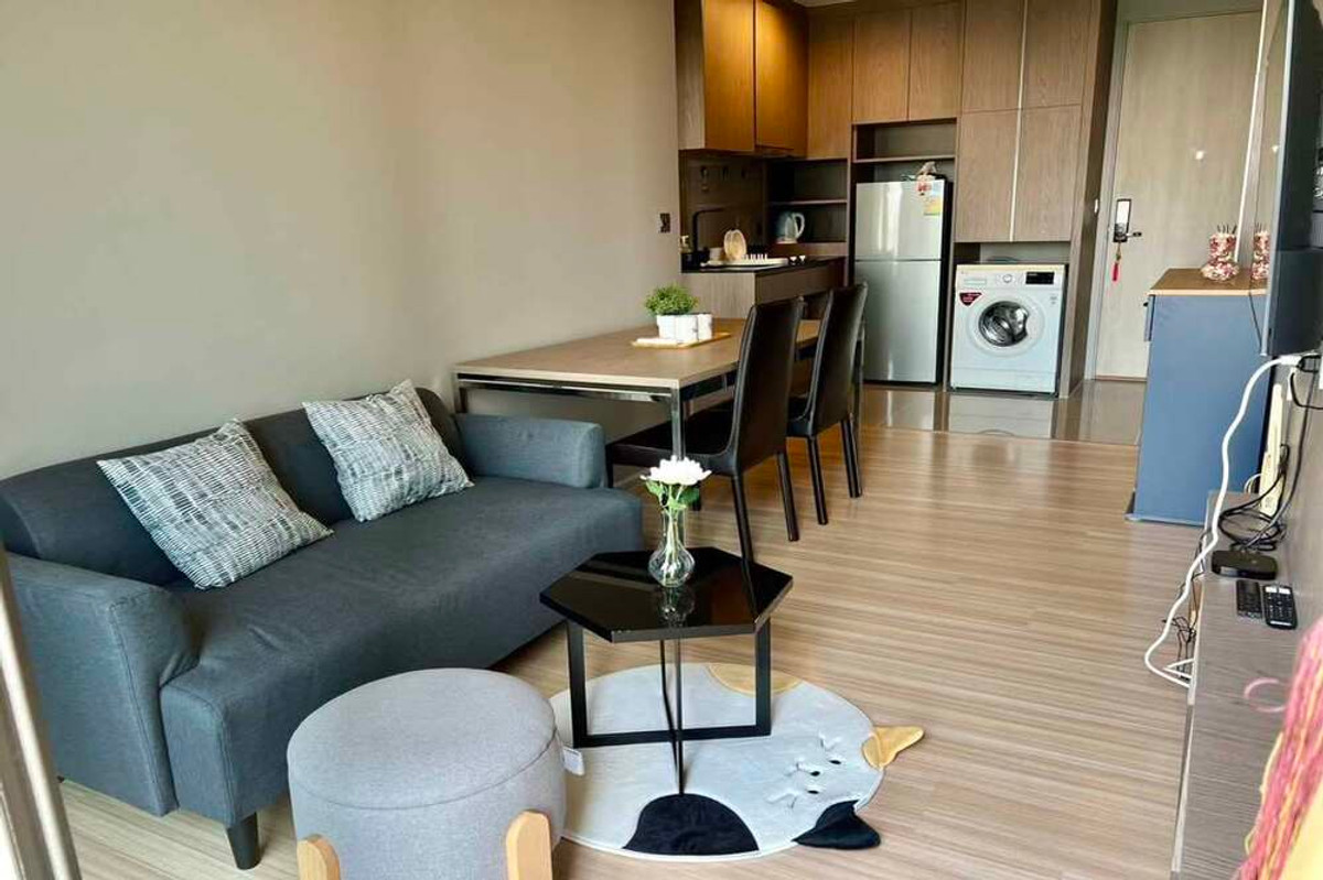 ขายคอนโดสะพานควาย จตุจักร : 🔥 ขายพร้อมผู้เช่า !! วิวสวน/วิวเมือง, ห้องมุม, ห้องเพิ่งรีโนเวทใหม่ !! 🔥 Code C20251200020..........M Jatujak, 2 ห้องนอน, 2 ห้องน้ำ, ชั้นสูง, แต่งครบ, ราคาพิเศษ!!📣📣