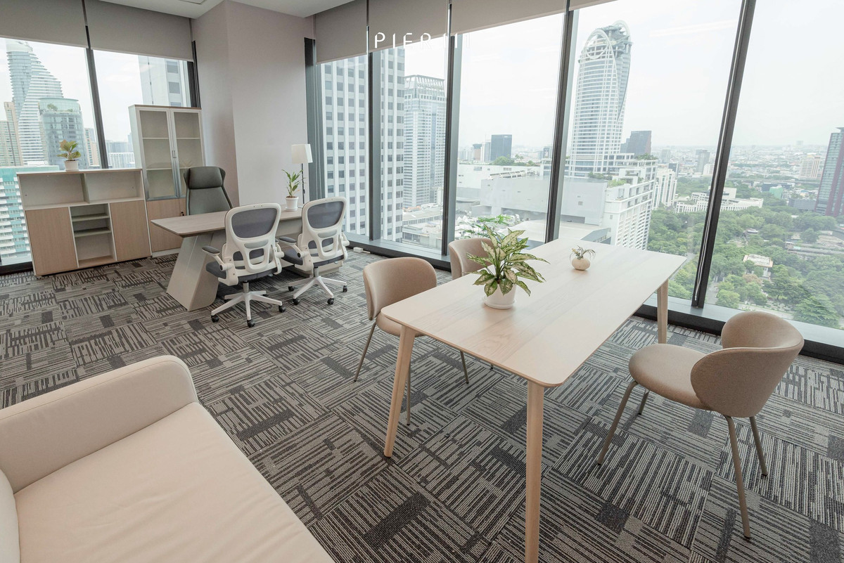 For RentOfficeWitthayu, Chidlom, Langsuan, Ploenchit : ✨ Office for rent, ready to move in. In the heart of Central World Mall -Pratunam Platinum ✨