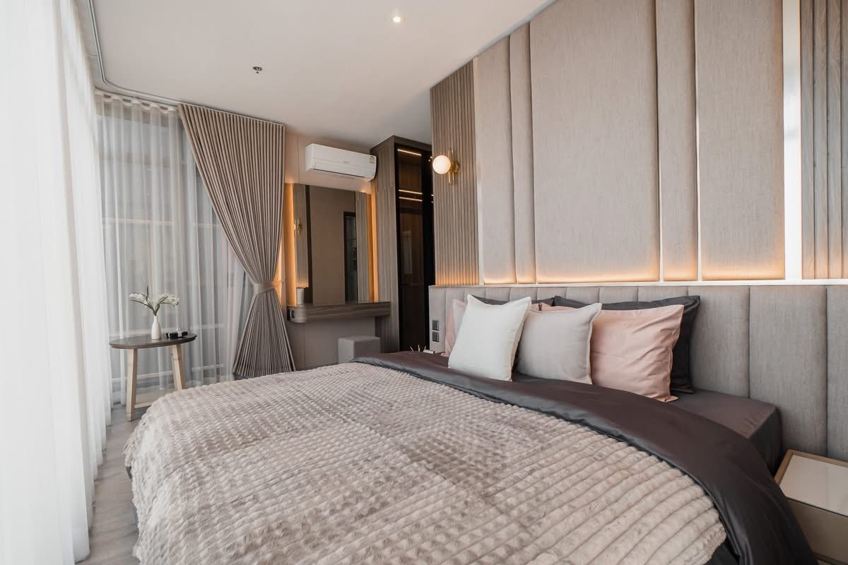 For RentCondoSukhumvit, Asoke, Thonglor : For Rent: Rhythm Ekkamai Estate, 98,000 THB [NCr260208]