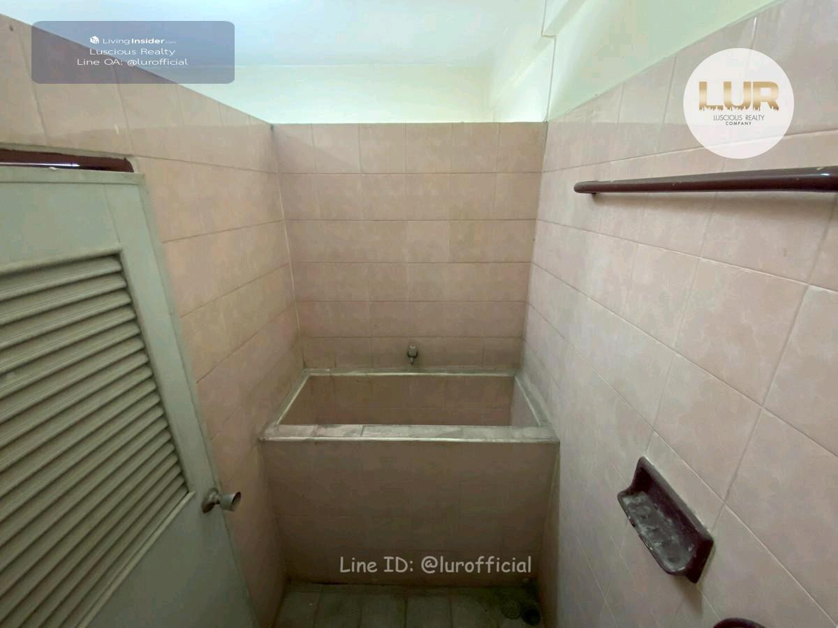 For SaleShop HouseBang kae, Phetkasem : Commercial building for sale at the entrance of Soi Phetkasem 81, Nong Khaem.