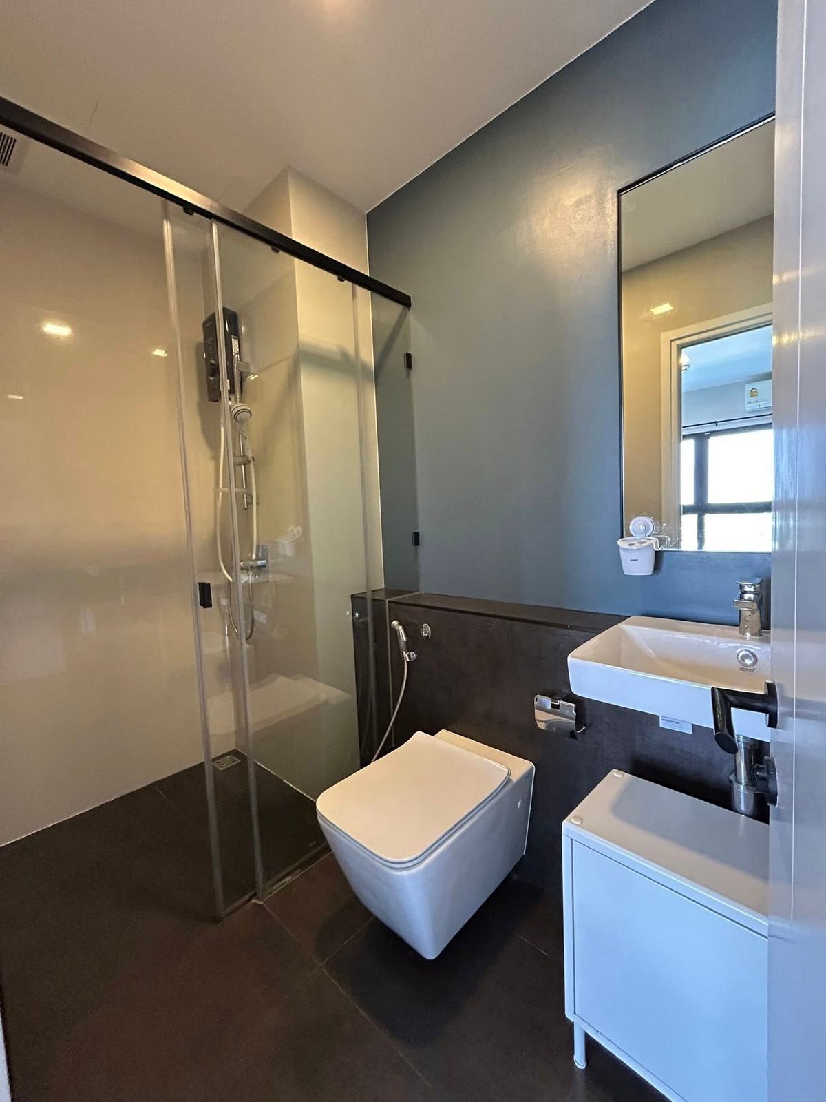 For RentCondoBang kae, Phetkasem : For Rent 🔥 The Key MRT Phetkasem 48 🔥 Near MRT Phetkasem 48. Fully furnished with appliances.