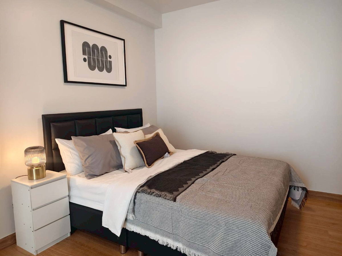 For SaleCondoRattanathibet, Sanambinna : Condo for sale, large room, new furniture, ready to move in! Supalai Park Khae Rai–Ngamwongwan