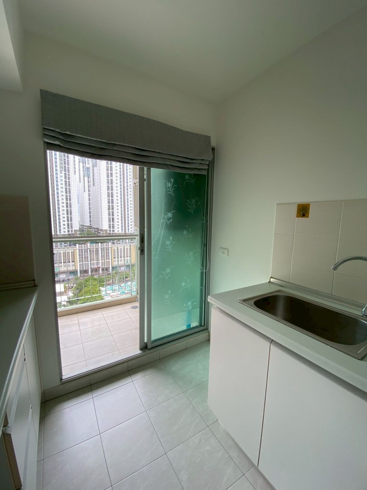 For SaleCondoRama9, Petchburi, RCA : Empty room on high floor View of Central Rama 9, good price!!⭐Lumpini Place Rama 9 - Ratchada (Lumpini Place Rama 9 - Ratchada)