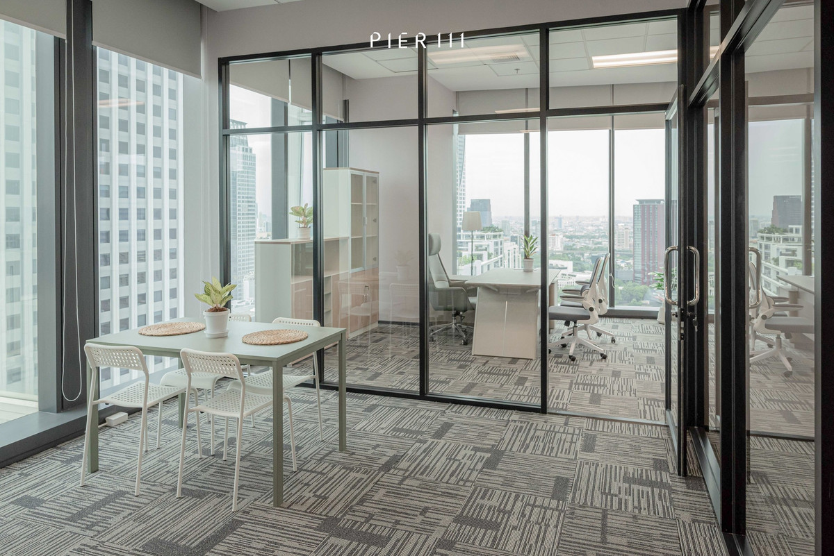 For RentOfficeWitthayu, Chidlom, Langsuan, Ploenchit : ✨ Office for rent, ready to move in. In the heart of Central World Mall -Pratunam Platinum ✨