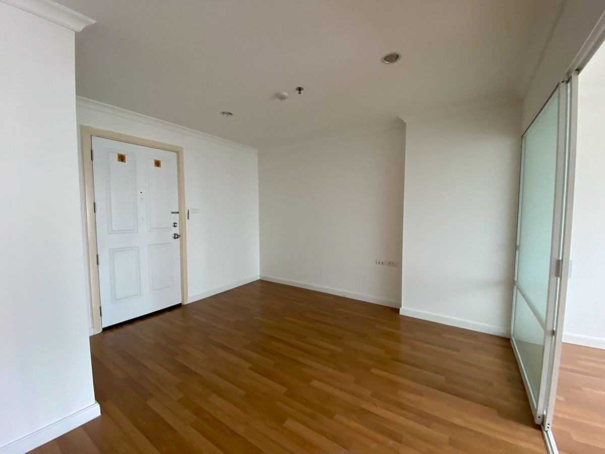 For SaleCondoRama9, Petchburi, RCA : Empty room on high floor View of Central Rama 9, good price!!⭐Lumpini Place Rama 9 - Ratchada (Lumpini Place Rama 9 - Ratchada)