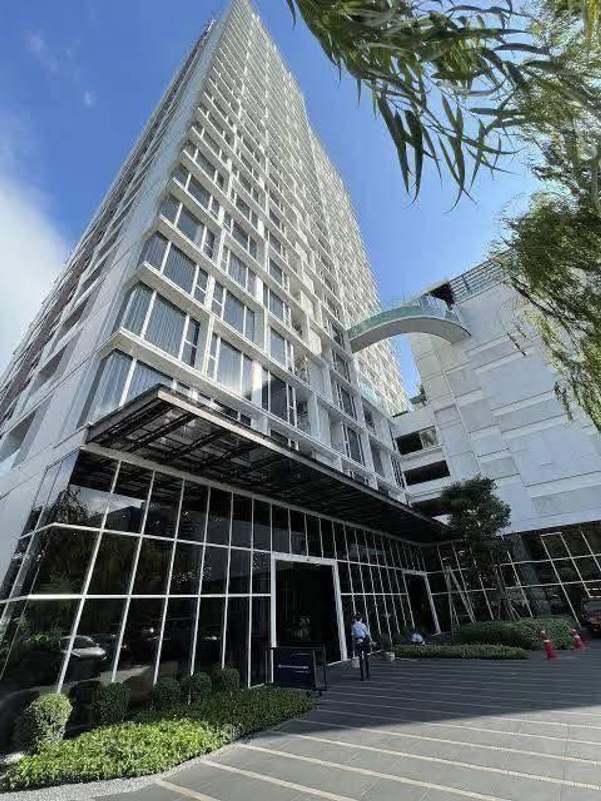 For RentCondoSukhumvit, Asoke, Thonglor : For Rent : Siamese Exclusive Sukhumvit 42 Condo for rent Siamese Exclusive Sukhumvit 42 near BTS Ekkamai ◆ 2 bedrooms, 1 bathroom