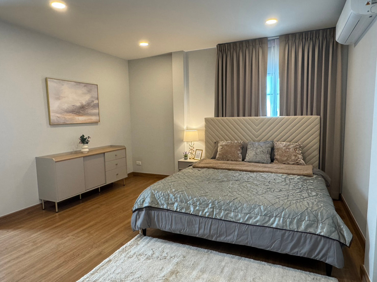 For RentHouseBangna, Bearing, Lasalle : Ready to live in a luxury home, Centro Bangna ✨ 4 bedrooms, 3 parking spaces, contact 095 426 4563 (Boss)