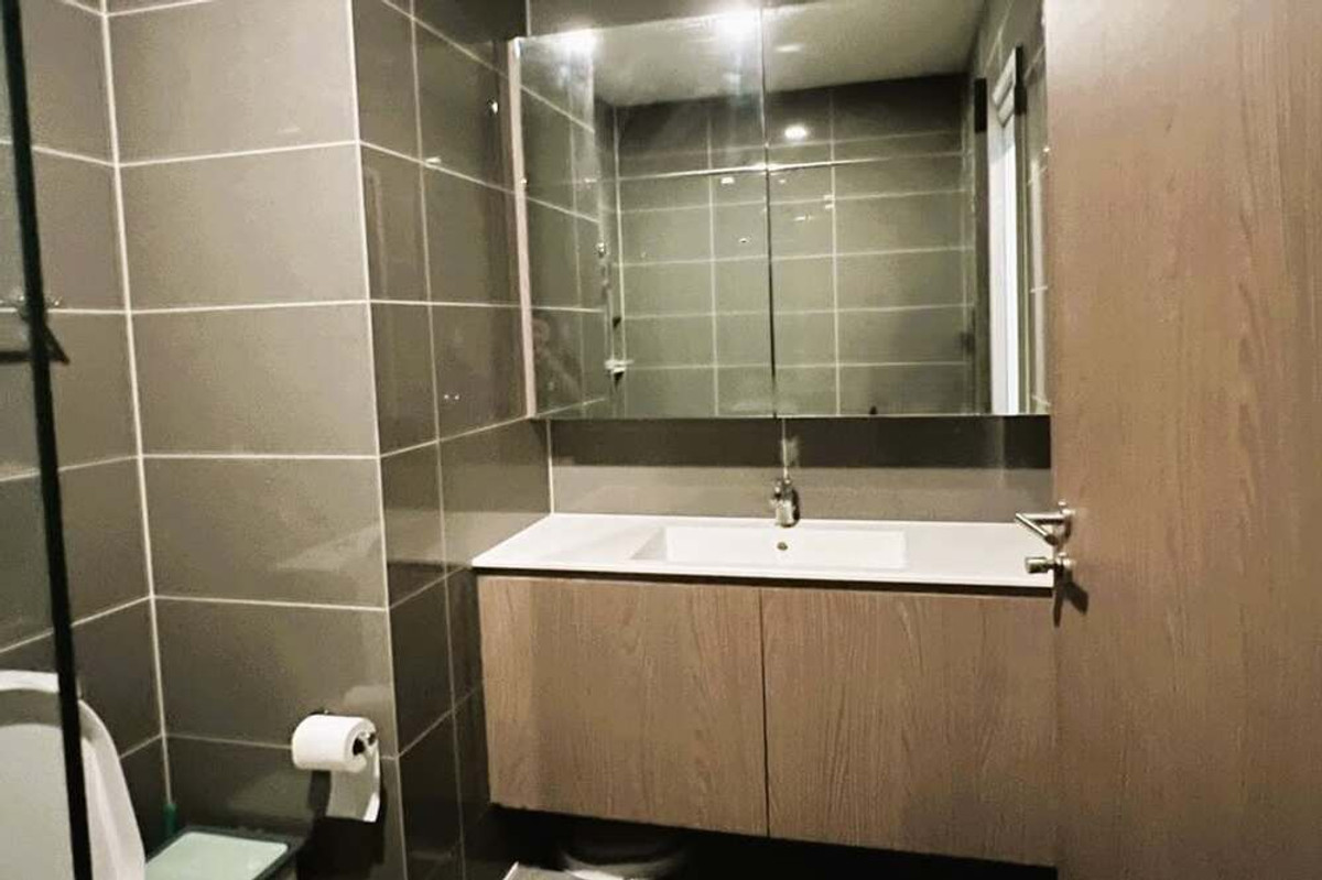 ขายคอนโดสะพานควาย จตุจักร : 🔥 ขายพร้อมผู้เช่า !! วิวสวน/วิวเมือง, ห้องมุม, ห้องเพิ่งรีโนเวทใหม่ !! 🔥 Code C20251200020..........M Jatujak, 2 ห้องนอน, 2 ห้องน้ำ, ชั้นสูง, แต่งครบ, ราคาพิเศษ!!📣📣