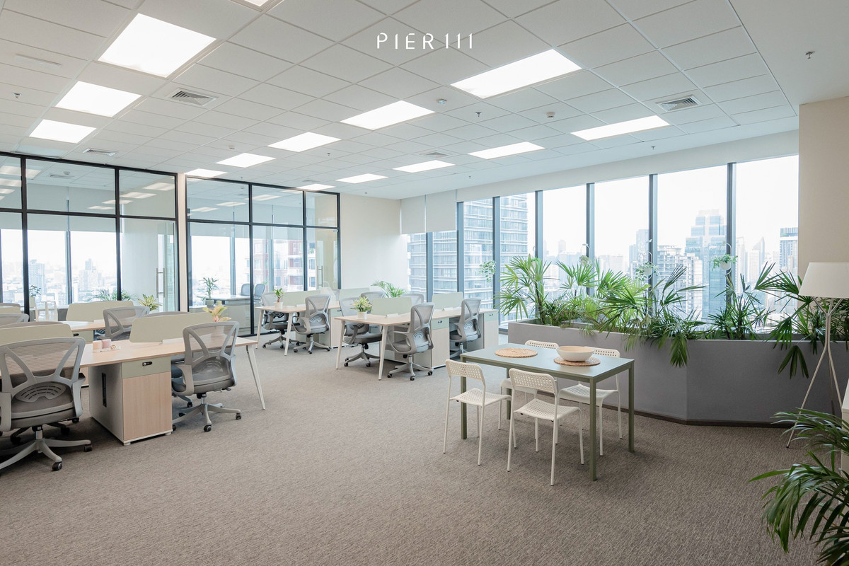 For RentOfficeWitthayu, Chidlom, Langsuan, Ploenchit : ✨ Office for rent, ready to move in. In the heart of Central World Mall -Pratunam Platinum ✨