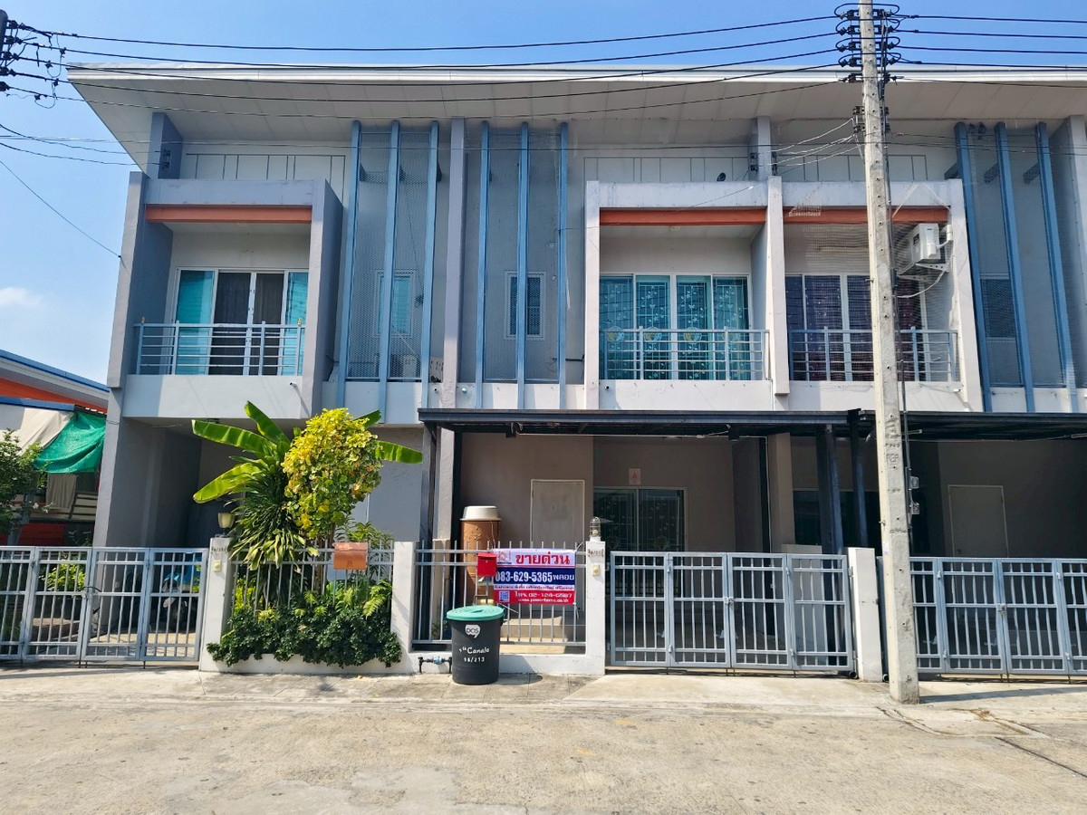 For SaleTownhomePathum Thani,Rangsit, Thammasat : Nine Canal Village, Rangsit-Khlong 9, Rangsit - Nakhon Nayok Road, Liap Klong 9 Road, Lam Phak Kut Subdistrict, Thanyaburi District, Pathum Thani Province