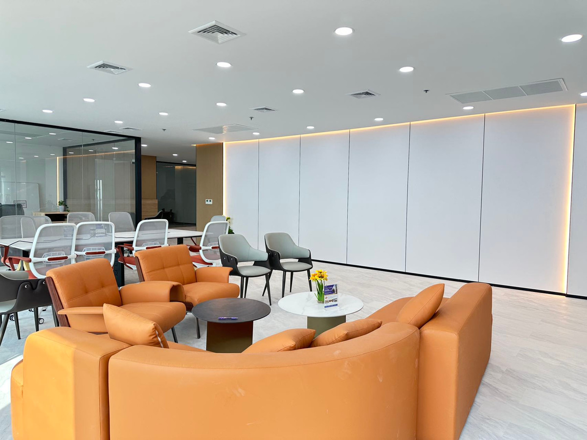 For RentOfficeRama9, Petchburi, RCA : 🏢Office for rent ready to move in 📍Wokii (V one Tower Building - Rama 9) Special promotion 900 baht/sq m 📣