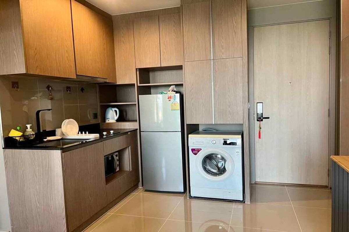 ขายคอนโดสะพานควาย จตุจักร : 🔥 ขายพร้อมผู้เช่า !! วิวสวน/วิวเมือง, ห้องมุม, ห้องเพิ่งรีโนเวทใหม่ !! 🔥 Code C20251200020..........M Jatujak, 2 ห้องนอน, 2 ห้องน้ำ, ชั้นสูง, แต่งครบ, ราคาพิเศษ!!📣📣