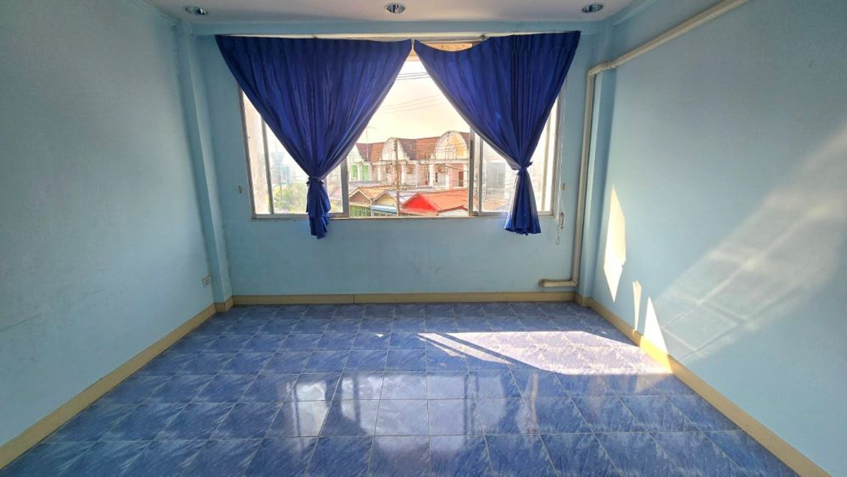 ขายอาคารพาณิชย์สระบุรี : ขายอาคารพาณิชย์3ชั้น พื้นที่ 16.1 ตร.ว. ถ.สุดบรรทัด ต.แก่งคอย อ.แก่งคอย จ.สระบุรี ทำเลทอง ติดถนนใหญ่ ใจกลางแก่งคอย