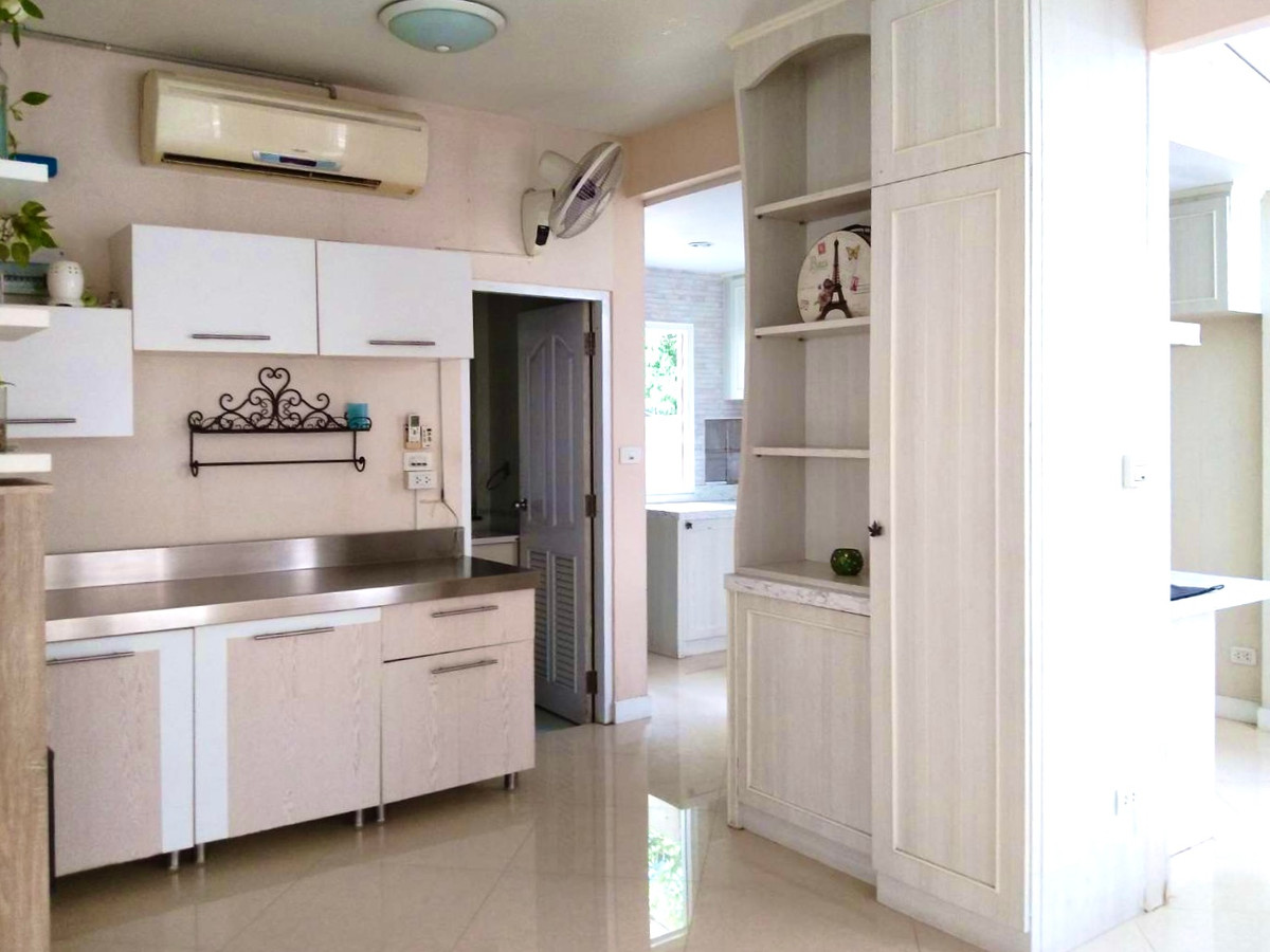 For SaleHouseLadkrabang, Suwannaphum Airport : Perfect Place Sukhumvit 77 / 3 bedrooms (sale with tenant), Perfect Place Sukhumvit 77 / 3 Bedrooms (SALE WITH TENENT) POON033