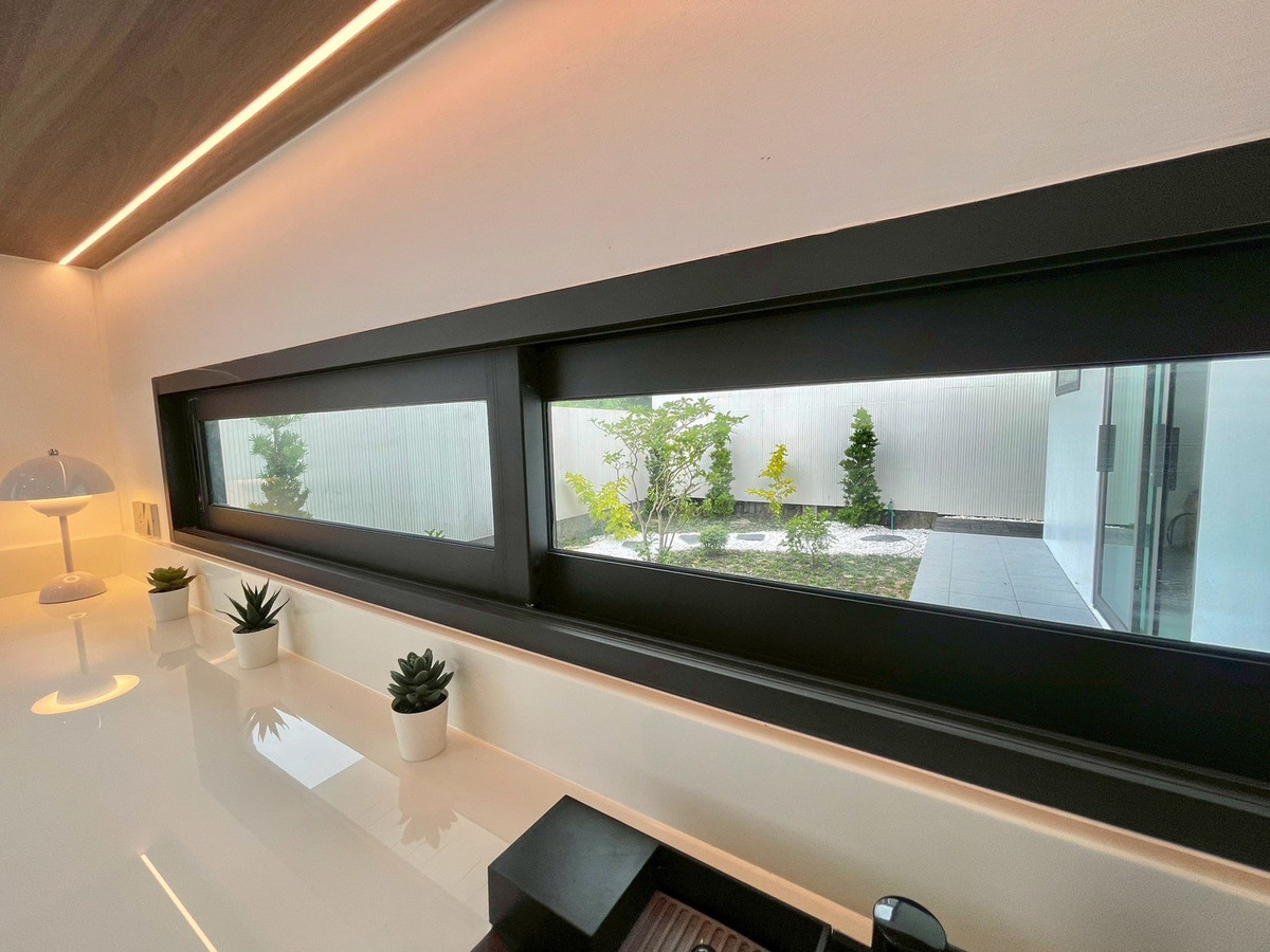 For SaleHousePattanakan, Srinakarin : Muangthong Garden Village / 3 Bedrooms (For Sale), Meuangthong Garden / 3 Bedrooms (FOR SALE) FON270