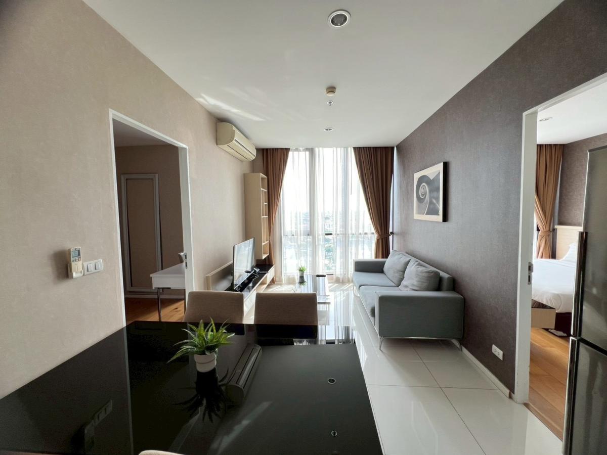 For SaleCondoSukhumvit, Asoke, Thonglor : Luxury condo UP Ekamai, 2 bedrooms, 2 bathrooms, size 59 sq m. Special price 5.49 million! 
Want a ready-to-move-in condo in the heart of Ekamai? Don't miss it!