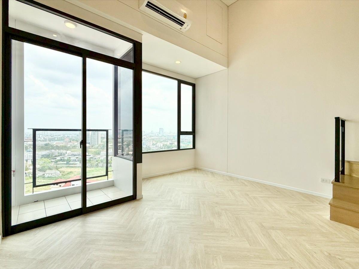 ขายคอนโดพระราม 9 เพชรบุรีตัดใหม่ RCA : 🌟คอนโดพร้อมอยู่! Siamese RAMA 9 เพียง 3.99 ลบ. ใกล้ MRT สถานี Landmark 
1 ห้องนอน 45 ตร.ม. ดีลดีห้ามพลาด! EB-88279