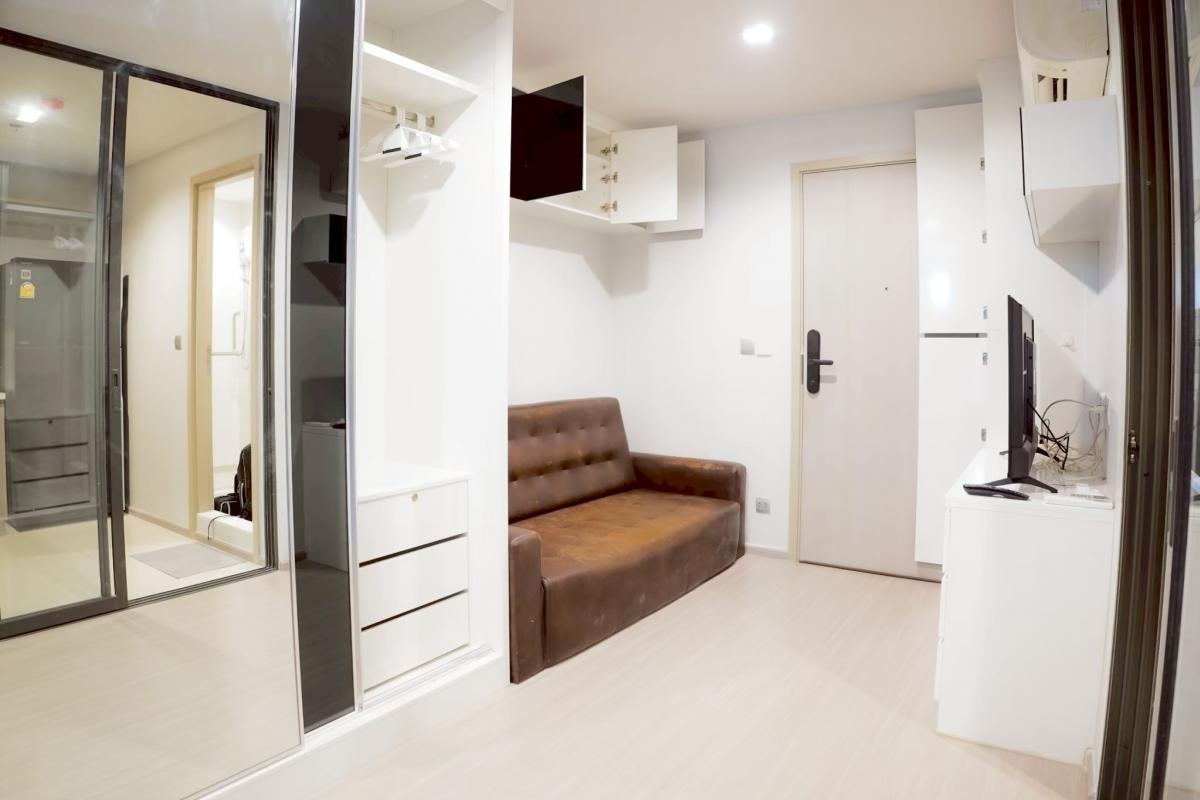 For SaleCondoLadprao, Central Ladprao : Condo Life Ladprao, 1 bedroom, 35 sq m, ready to move in! 
Best price 4.56 million, near BTS, convenient for every trip!