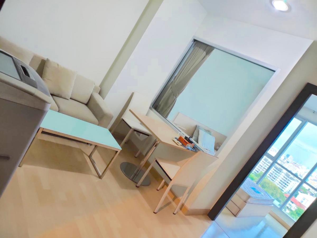 ขายคอนโดรัชดา ห้วยขวาง : คอนโด RHYTHM Ratchada 1 ห้องนอน 36 ตร.ม. ราคาพิเศษ 3.07 ล้าน! 
อยู่ใจกลางเมือง พร้อมเข้าอยู่ได้ทันที!