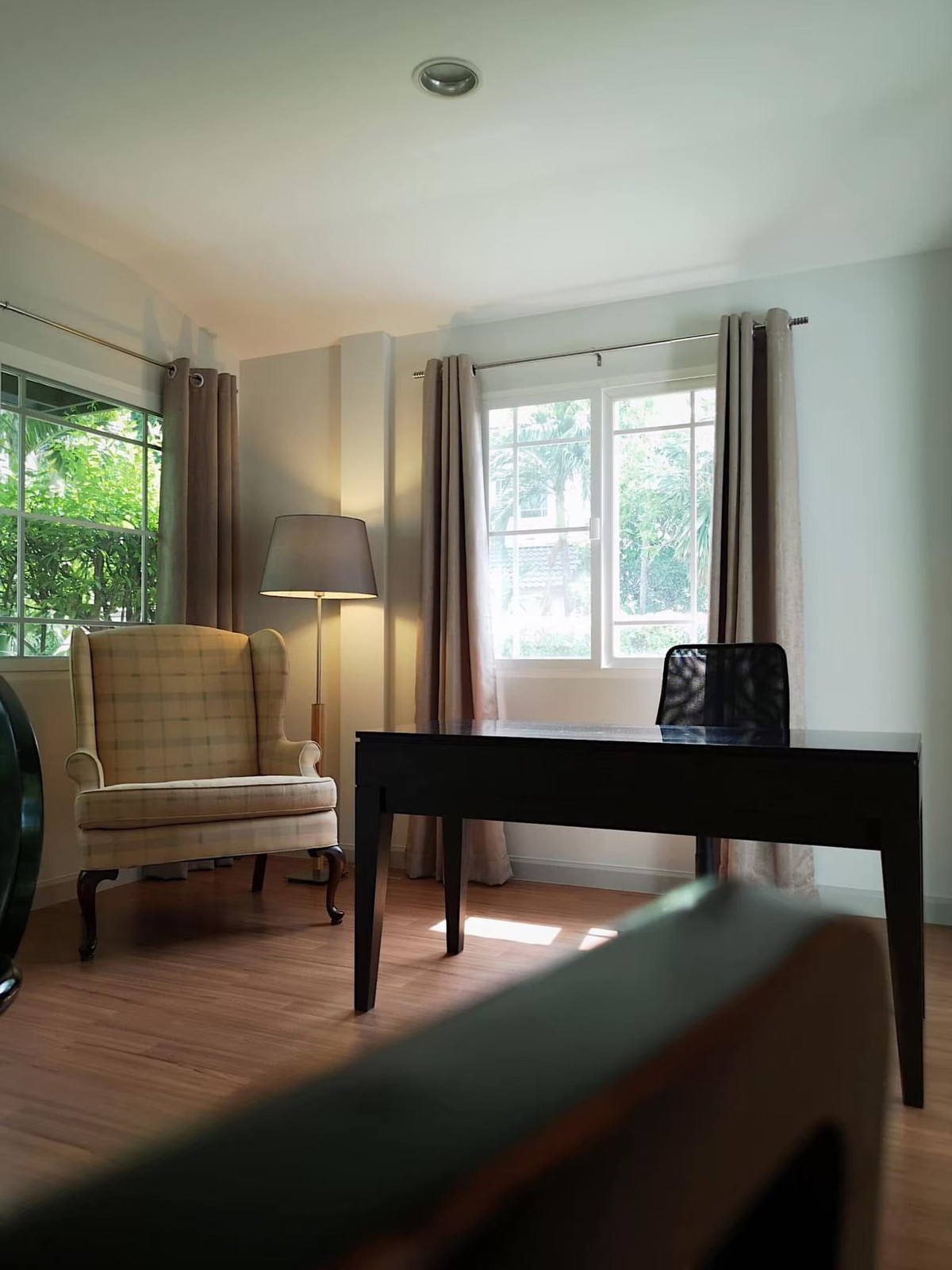 HousePattanakan, Srinakarin : Single house for sale and rent, wide area, good feng shui, Manthana Rama 9-Srinakarin, 3 bedrooms, 91 sq m.