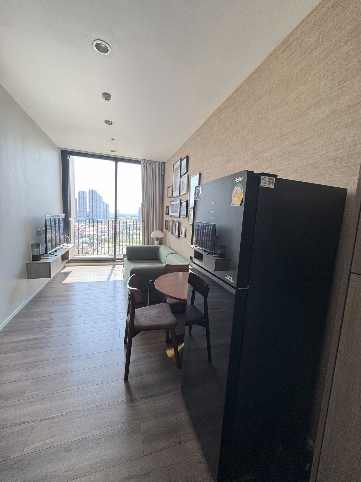 For SaleCondoOnnut, Udomsuk : Whizdom Essence / 1 Bedrooms (FOR SALE), Whizdom Essence / 1 Bedroom (For Sale) BB033