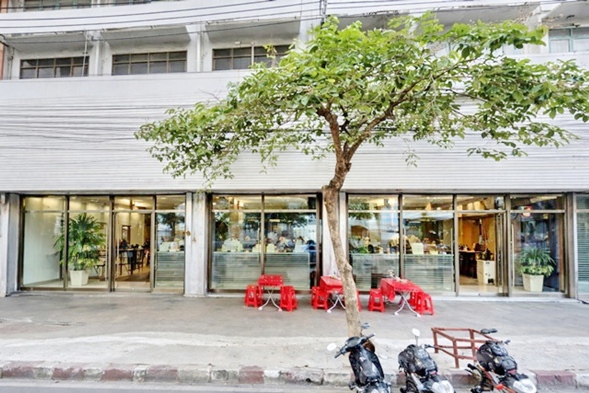 For RentShop HouseRama3 (Riverside),Satupadit : BRT WatDokMai 700m Commercial building for rent 4units 2floors Thai Watsadu Rama3 600m HomePro Rama3