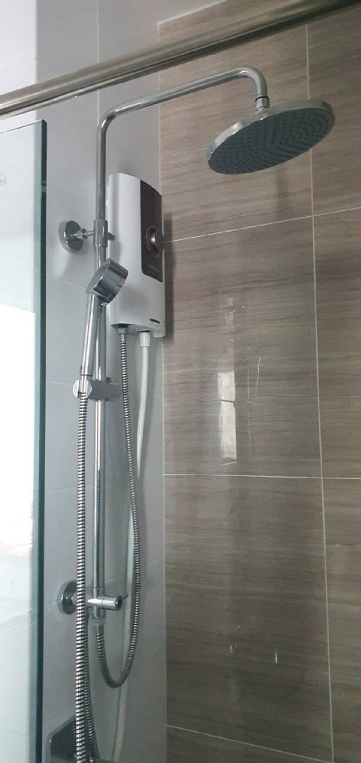 For RentCondoRamkhamhaeng, Hua Mak : ✅ KBR206 ✅ Line : @p2nproperty