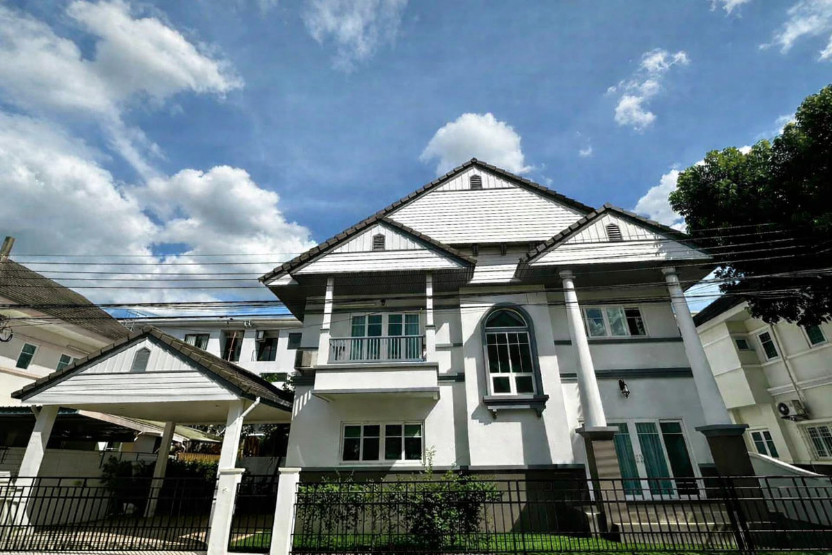 For SaleHousePattanakan, Srinakarin : 2-story detached house for sale, The Exclusive Pattanakarn 32 project – newly renovated, ready to move in, potential location, Pattanakarn zone, near On Nut – Srinakarin.