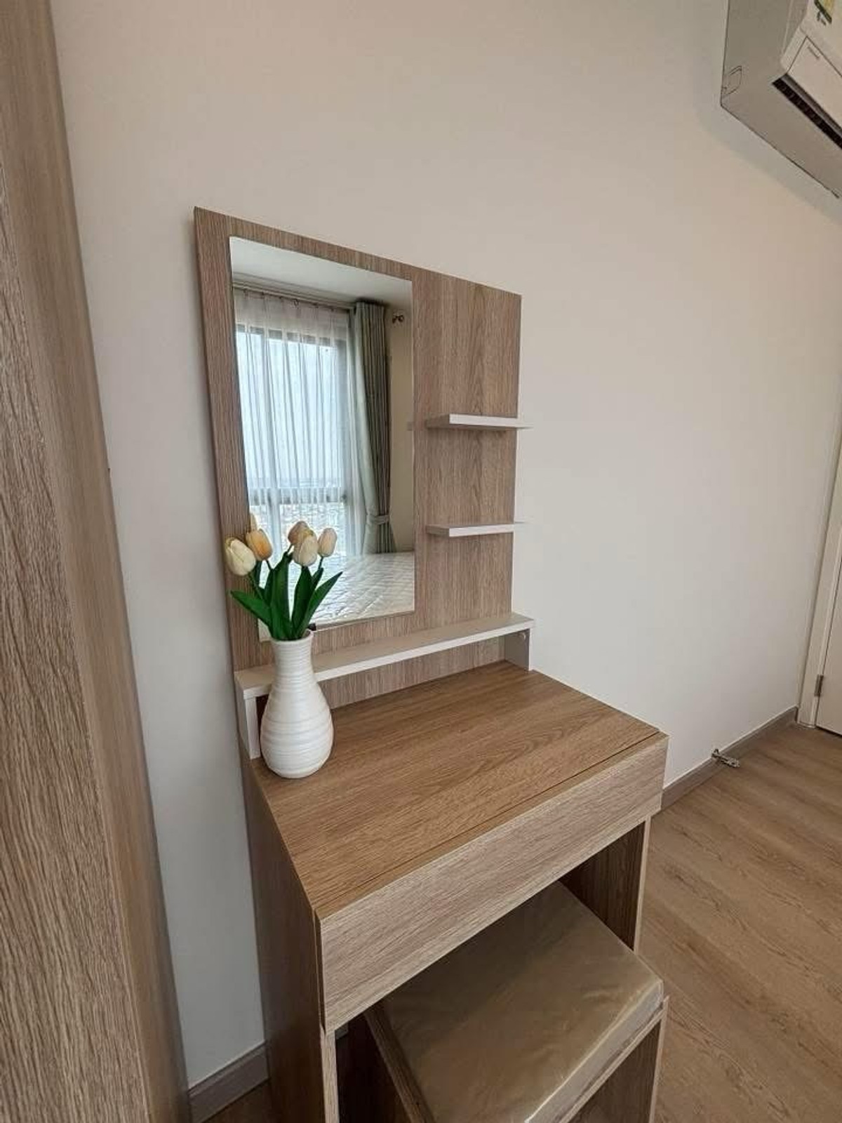 CondoThaphra, Talat Phlu, Wutthakat : For Rent / Sale – IDEO Sathorn–Thapra
Connected to BTS Pho Nimit 🏢🚆
✨ 2 Bedrooms | 1 Bathroom
📐 Size: 45 sq.m. | High Floor 
🚗 Parking: up to 2 cars
Phat: 064-642-8664
Nui: 094-624-2014