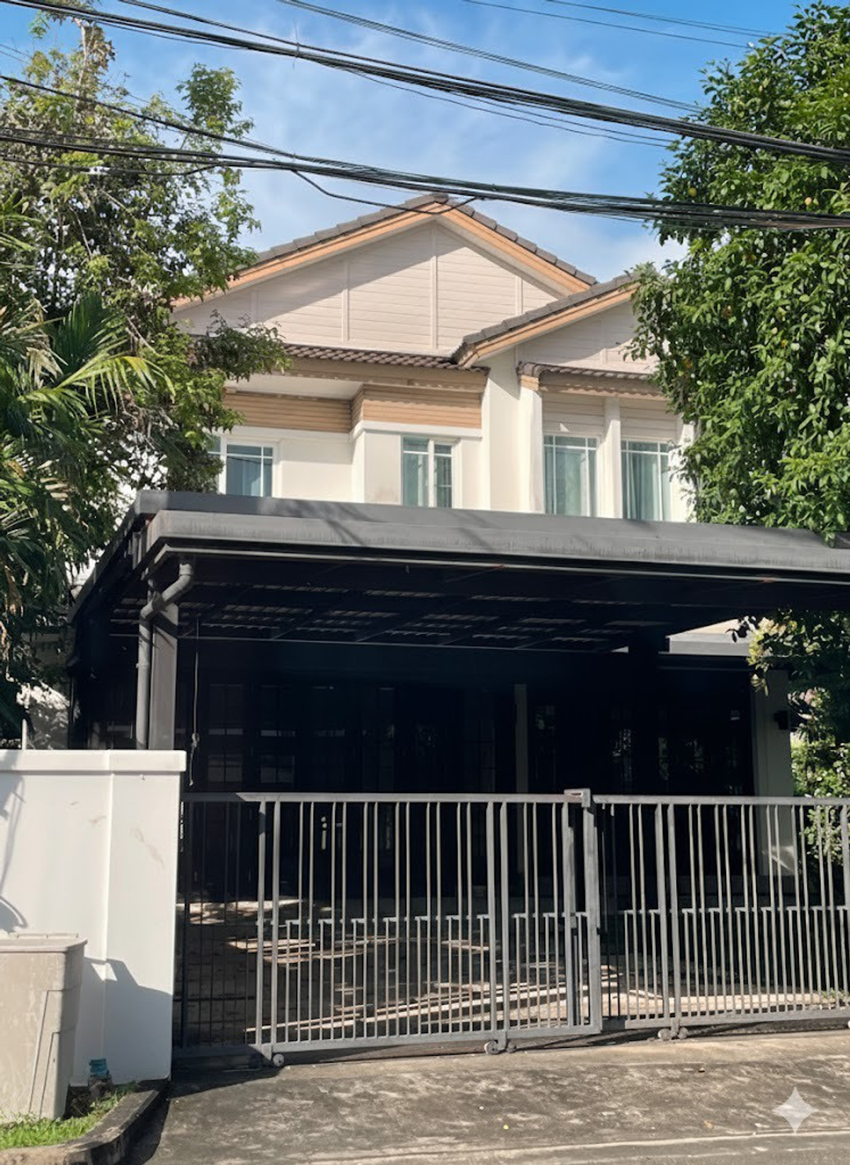 บ้านพัฒนาการ ศรีนครินทร์ : ขายเช่าบ้านเดี่ยวพื้นที่กว้างฮวงจุ้ยดี มัณฑนา พระราม9-ศรีนครินทร์ 3ห้องนอน 91ตร.วา