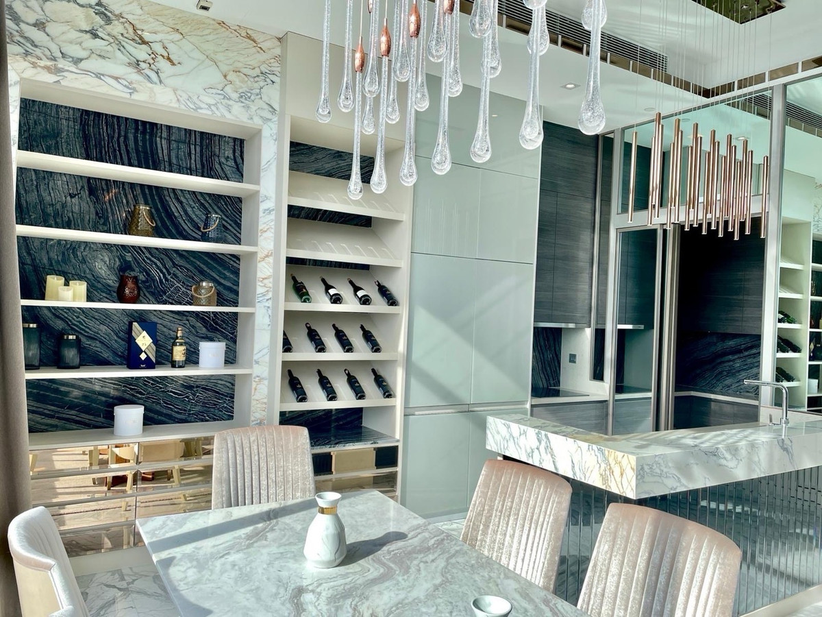 ขายคอนโดสุขุมวิท อโศก ทองหล่อ : The Esses asoke 2b3b 157sqm 50mb call 0886166564