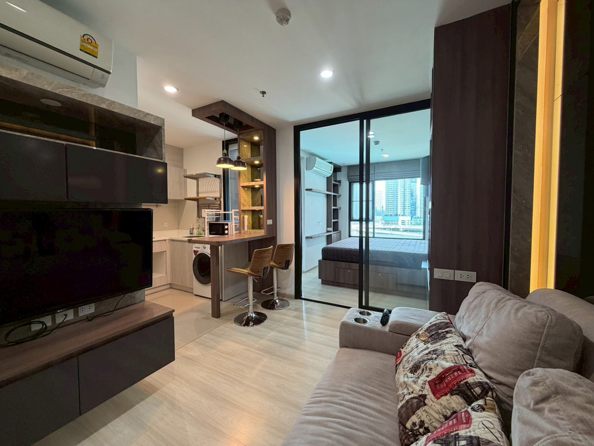 ให้เช่าคอนโดพระราม 9 เพชรบุรีตัดใหม่ RCA : 🌳 ให้เช่าคอนโด Life Asoke ขนาด 35 ตรม. 1 นอน Plus  สนใจนัดดูห้องที่ 0993529495